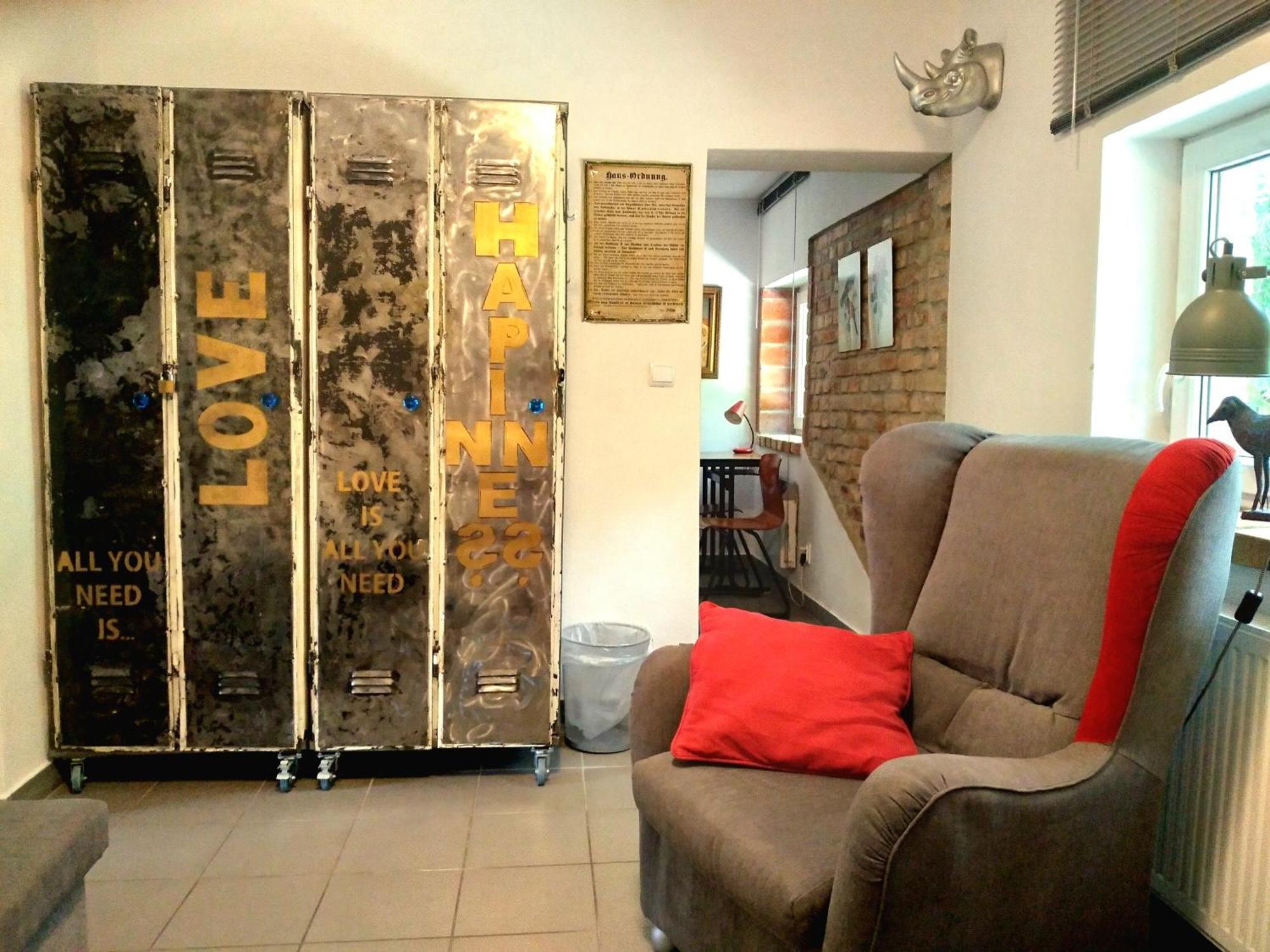 Dom Sztuk - House Of Arts Lägenhet Międzyrzecz Exteriör bild